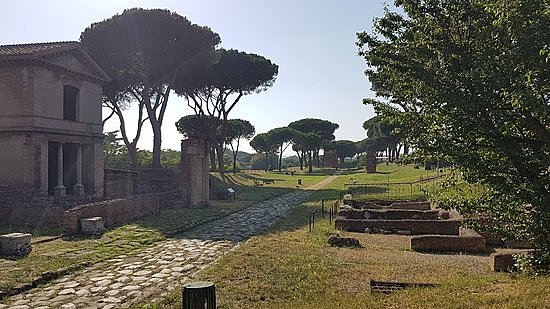 Construcción de la via latina.