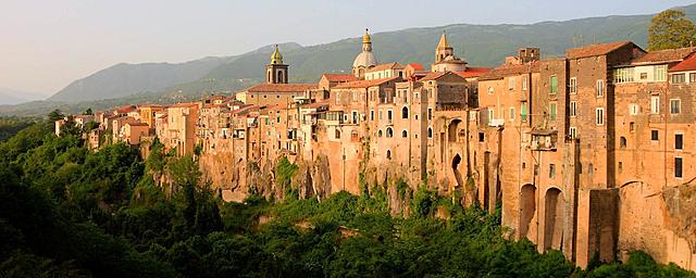 Bautizada Benevento por los romanos.