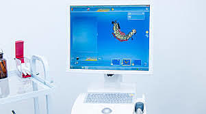 Diseño y tecnología de fabricación asistida por ordenador.