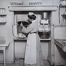 La importancia y los métodos de esterilización de instrumentos dentales fueron promovidos por la Asociación Dental Americana y registraron vapor saturado a presión, el mejor método para la esterilización de instrumentos dentales.