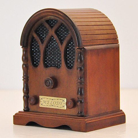 first radio in public