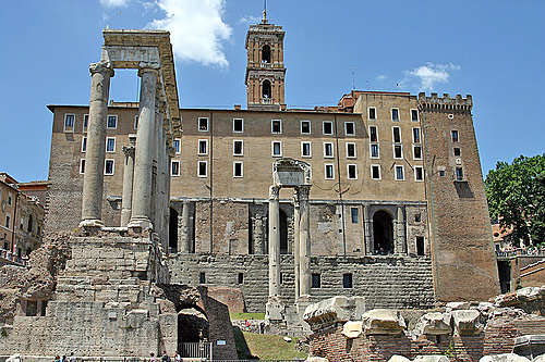 ROMA, FIGURAS COMO SCRIBA, NOTARII, TABELION Y TABULARII