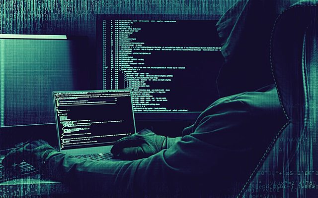 Se desarrolla la Hidden, Deep y Dark Web.