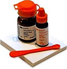 Ionómero de vidrio modificado con resina