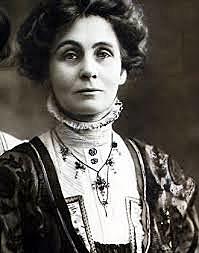 Emmeline Goulden Pankhurst  (1858-1928, Reuino Unido)