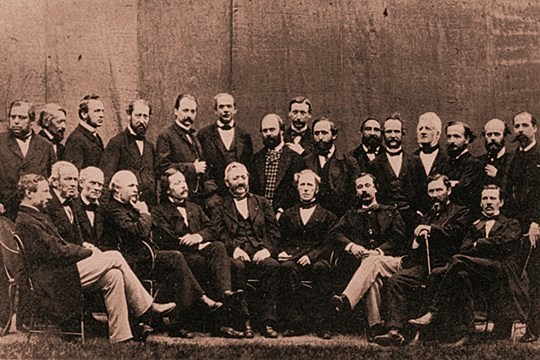 Se formaliza la Unión Internacional de Telecomunicaciones