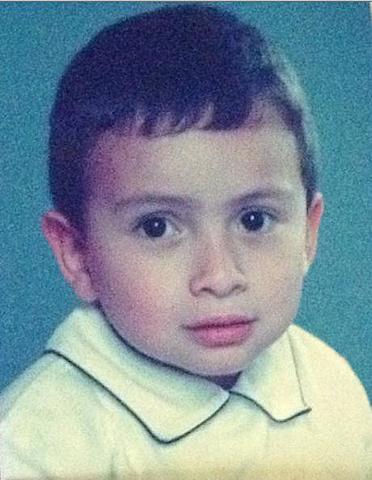 Aprendí a hablar y caminar