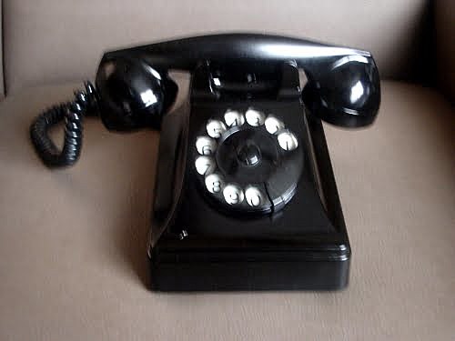 CREACION DEL PRIMER TELEFONO CELULAR