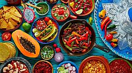 Timeline: ENTRE LA GASTRONOMÍA Y SU HISTORIA