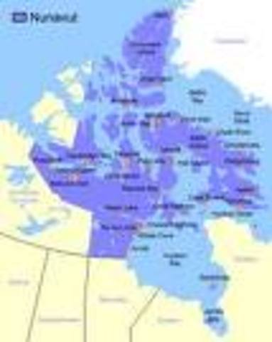 New territory of Nunavut is created