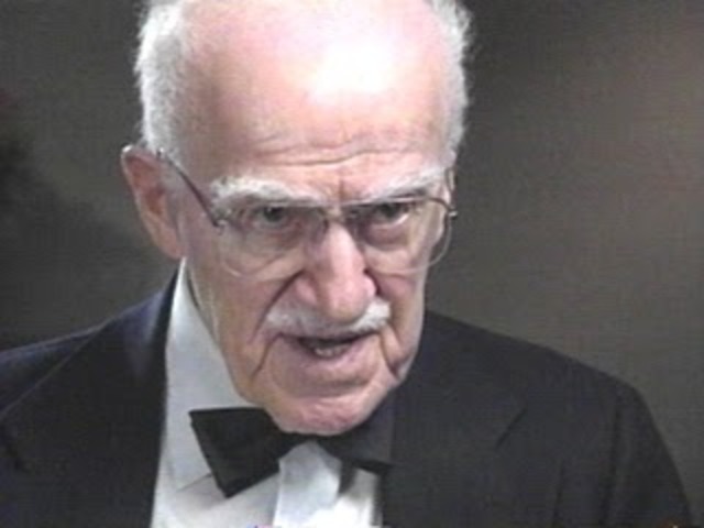 Dr, Josephh M Juran es invitado a Japón