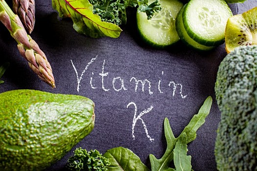Vitamina K1 (filoquinona)