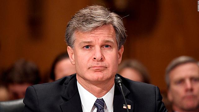 Director del FBI asegura riesgo de Huawei