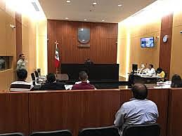 JUEZ DICTA AUTO DE APERTURA AL JUICIO ORAL (AAJO) Y ORDENA SU ENVÍO AL TRIBUNAL DE ENJUICIAMIENTO