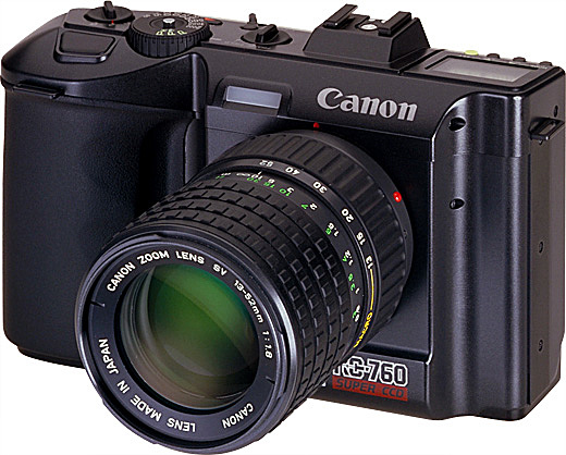 Canon sort son premier appareil numérique.