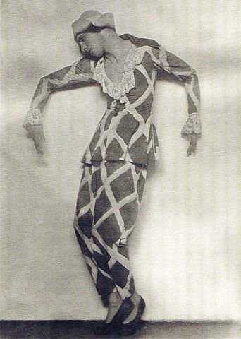 Fritz Heilscher becomes the solo dancer of the Opera House in Breslau