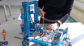 Timeline: INGENIERIA EN MECATRÓNICA