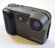 Premier appareil photo numérique chez Apple