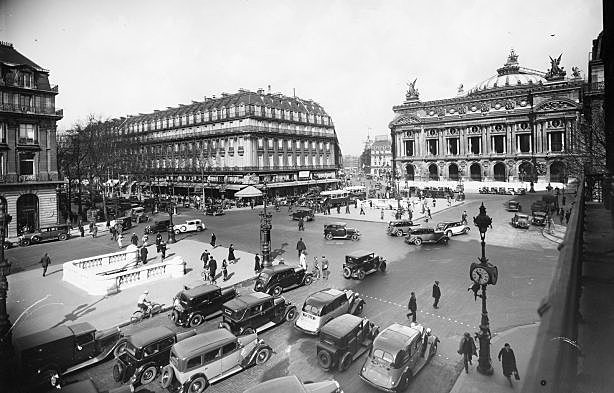 CONSTRUCCIÓN DEL GRAND HOTEL