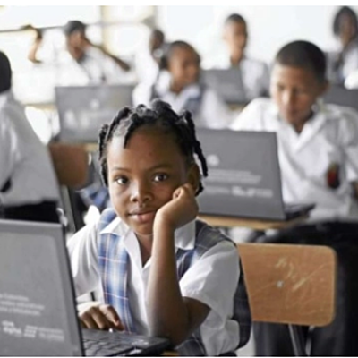 Timeline: La educación a distancia en Colombia - Linea del tiempo