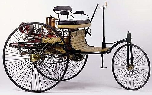 Creacion de los primeros Automoviles