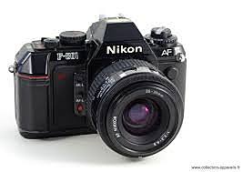 Premier APN réflex de Nikon