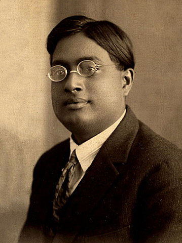 Quantum mechanics development in 1920's (Satyendra Nath Bose) *Non-European scientist*