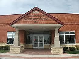 1912 -  Primera casa de niños en Estados Unidos