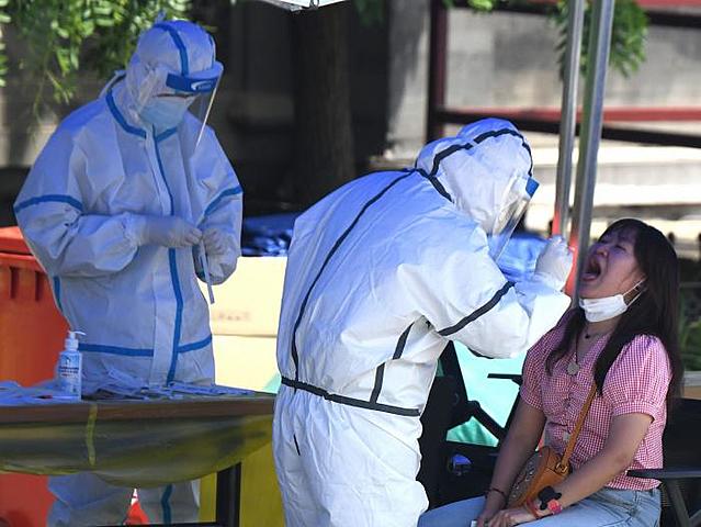 Siguen aumentando casos en China