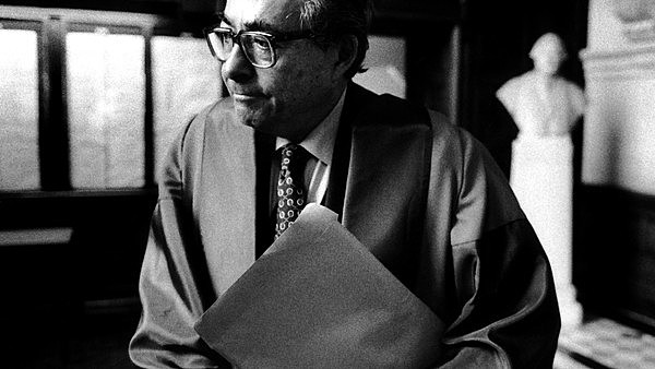 Oposición Entre Traducción Literal y Libre