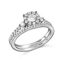 John encuentra varias señales