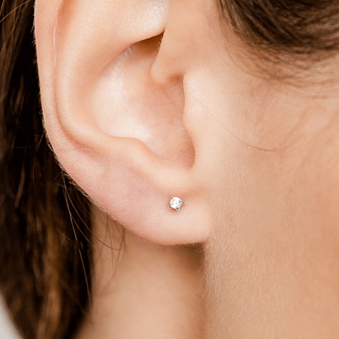 Em faig el forat a les orelles