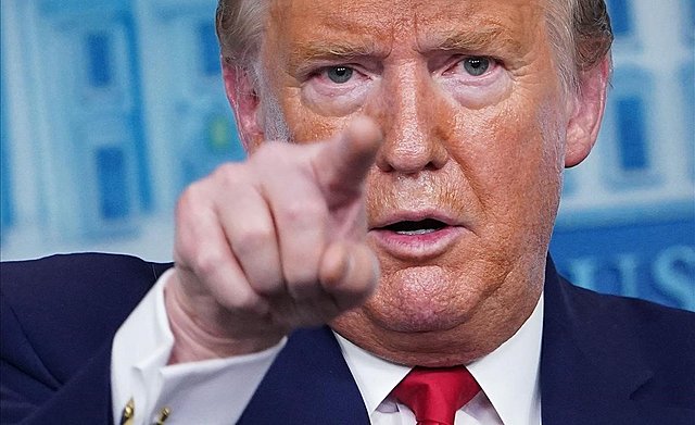 President Trump per primer cop (polític)