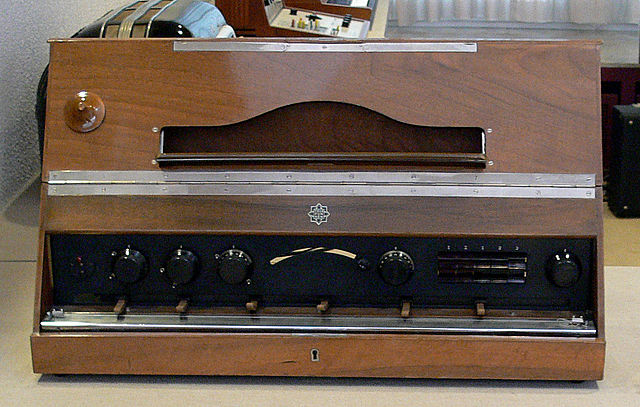 Analogue Synthesizer