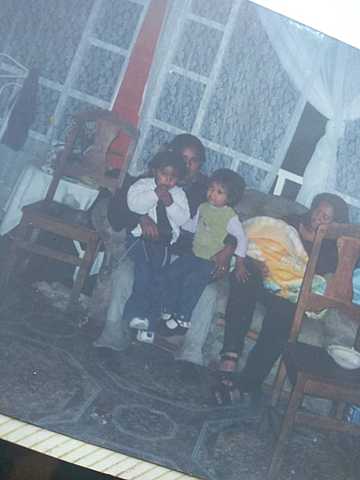 Mi primer amiga, gemela malvada.