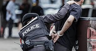 LA LUZ A LA OSCURIDAD