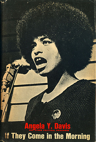 Angela Davis publica "If They Come in the Morning: Voices of Resistance"