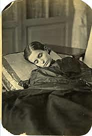 La muerte de John y Lucy.