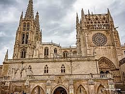 La construcción de la Catedral de Burgos fue iniciada