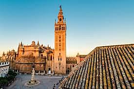 La Construcción de la Giralda de Sevilla