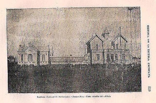 Se inauguró el Instituto Nacional de Sordomudos.