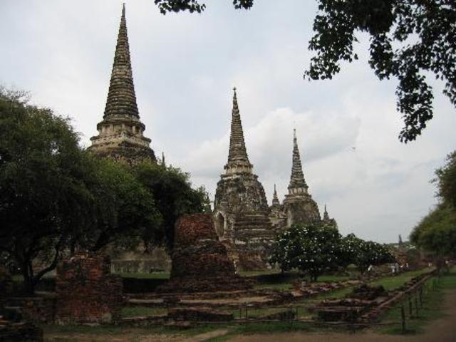 The arrival of the Thais