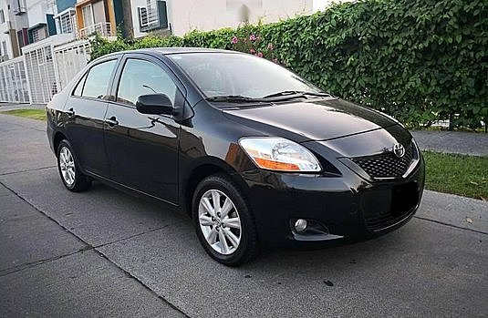 Compra de mi primer carro - Brenda Vargas Conejo