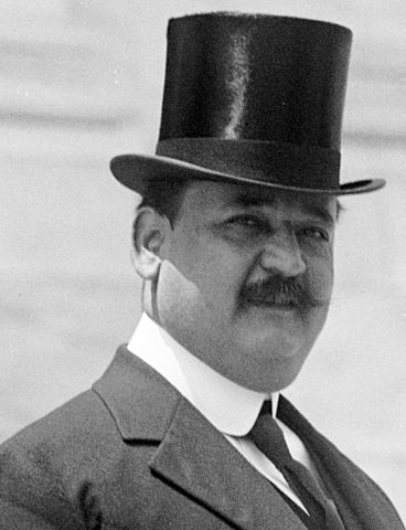 Alfonso Quiñonez Molina