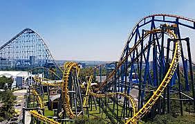 fuí a Six flags a pasar mi cumpleaños número cinco