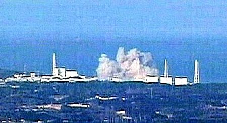 Accidents nucléaires à Fukushima causés par un Tsunami