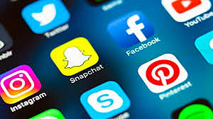 Naissance des réaux sociaux