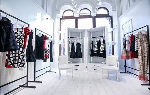 Apertura del primo flagship store a Mosca