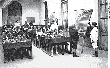 fundación del primer establecimiento en bogotá