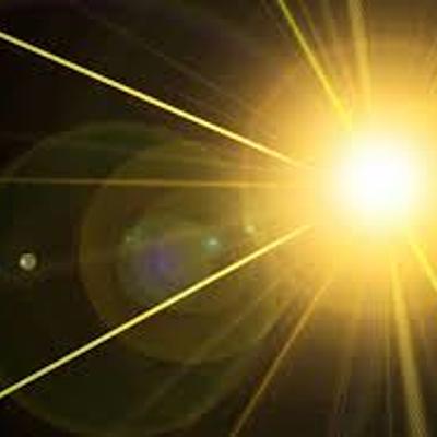 Timeline: La Luz a través de la historia: De los Griegos a Newton